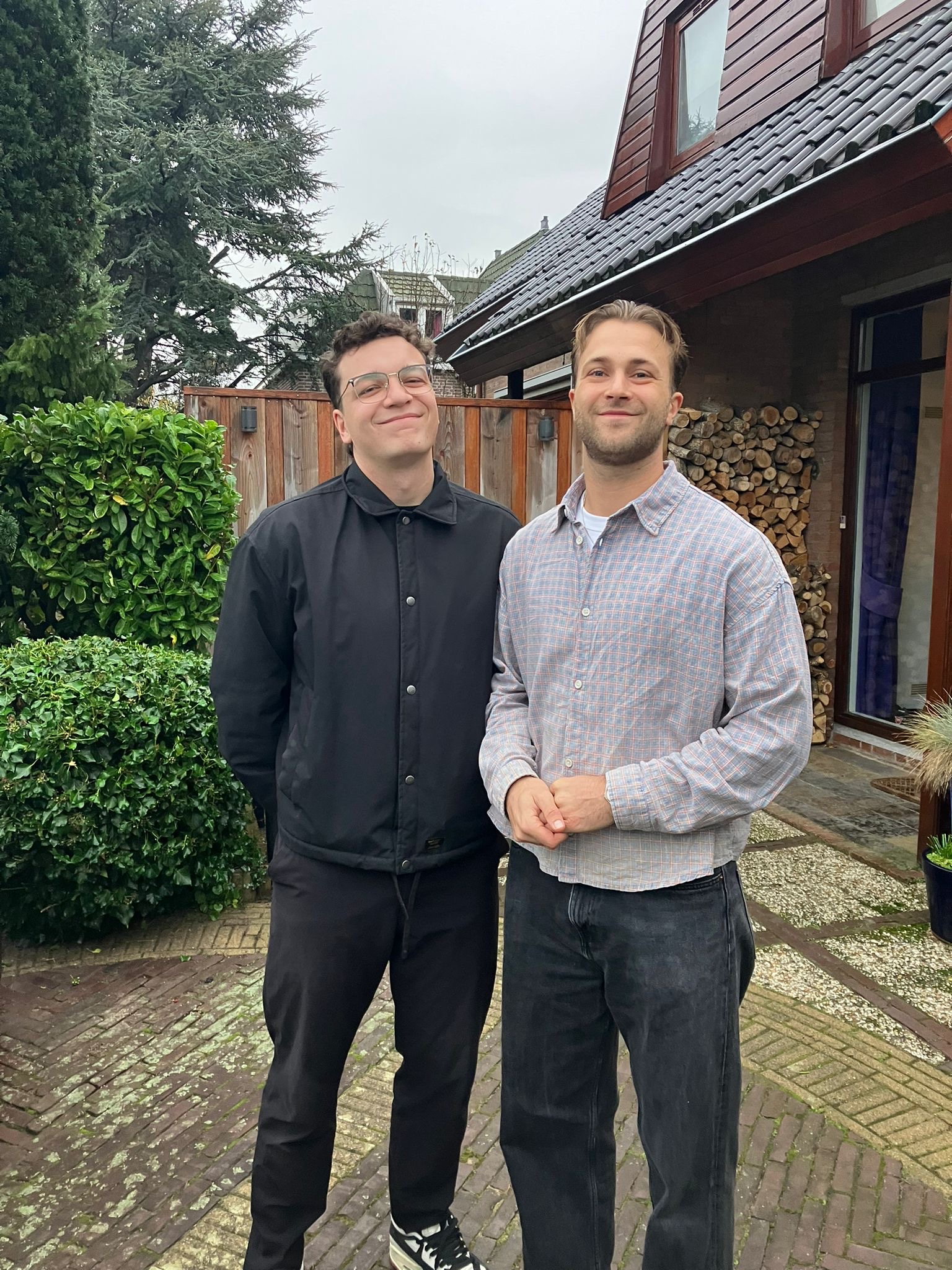 fdba7143-3696-4bb1-8235-6224fb2f7a6d